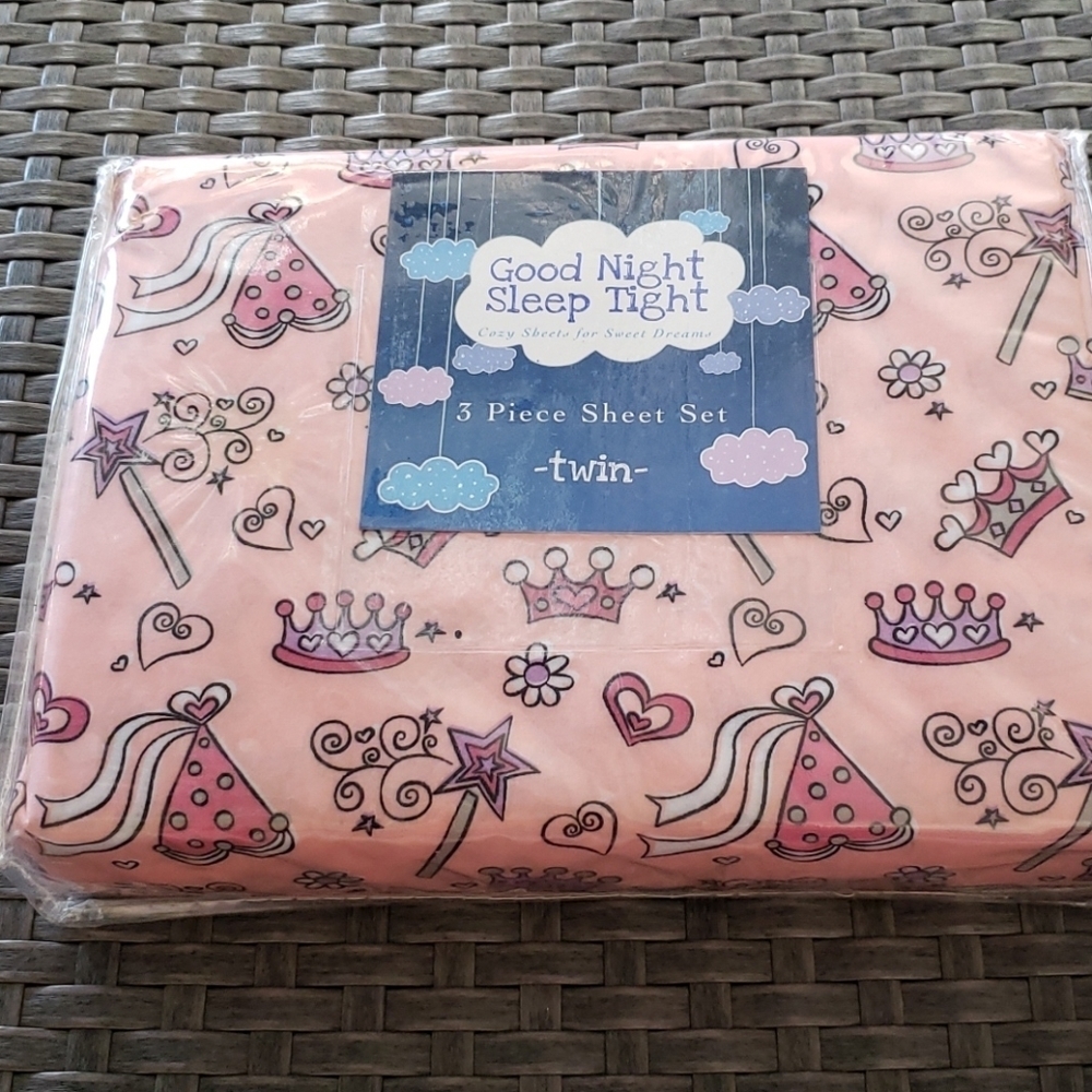 Good Night Sleep Tight 3 piece Sheet set